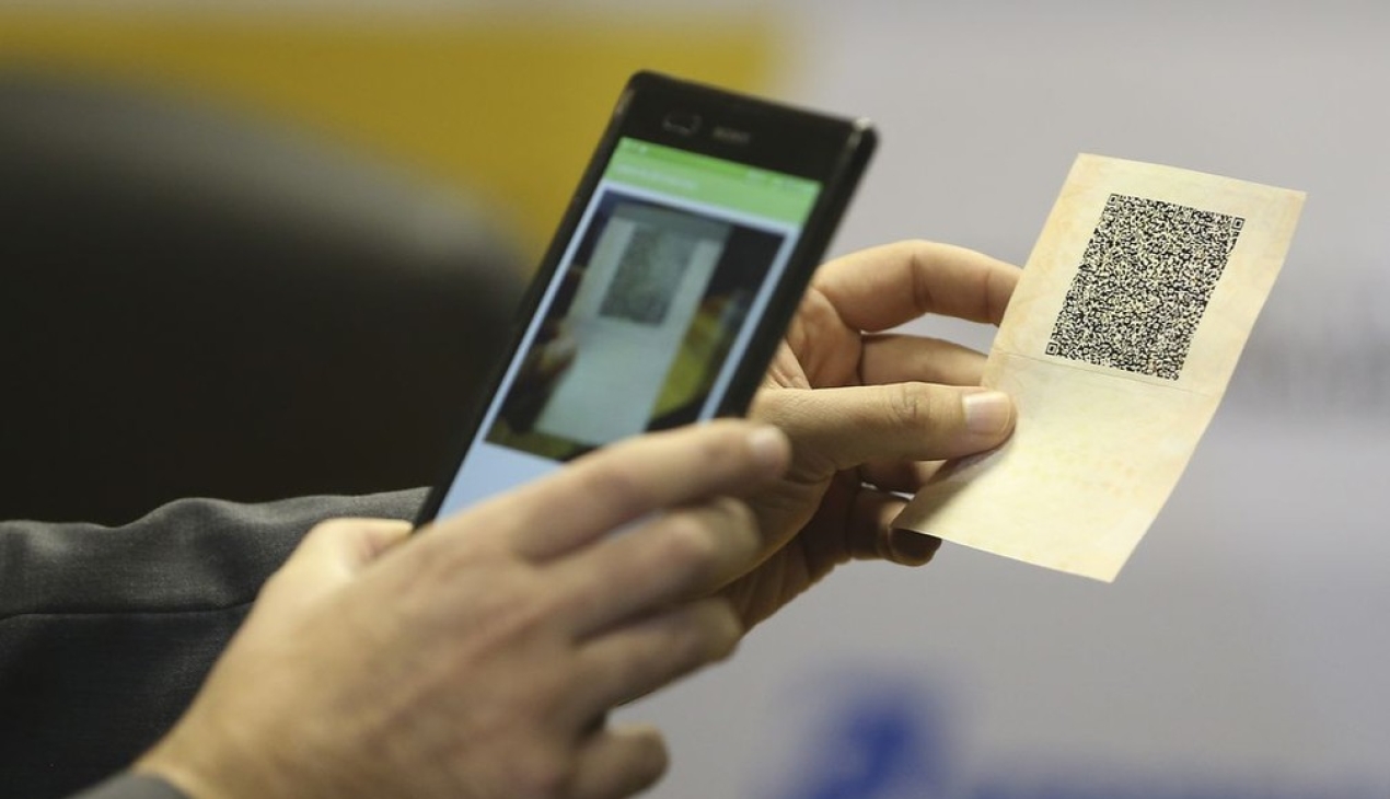 A nova ferramenta dispensa a necessidade de o condutor ir até ao Detran para validar o documento, mas preciso ter a CNH atualizada com código QR.