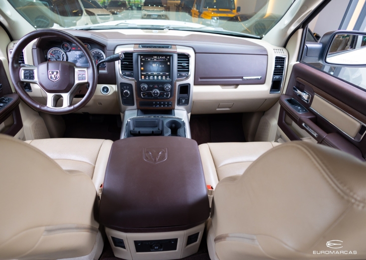 RAM 2500 Laramie 4X4