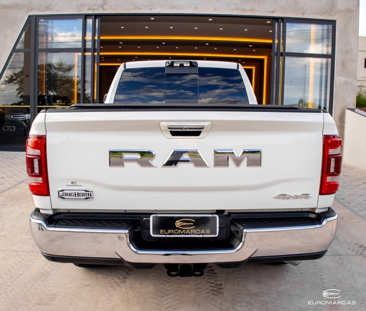 RAM 3500 Longhorn