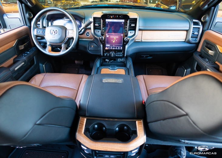 RAM 3500 Longhorn 4X4