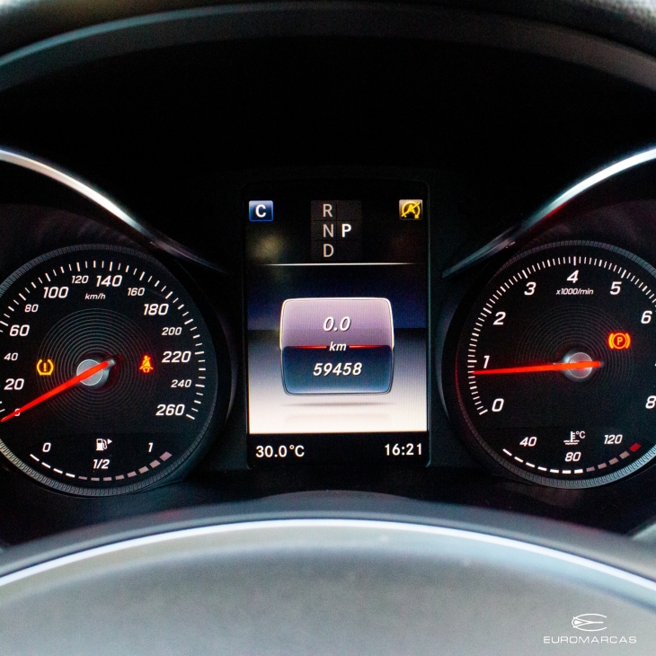 Mercedes Benz C-180 Exclusive