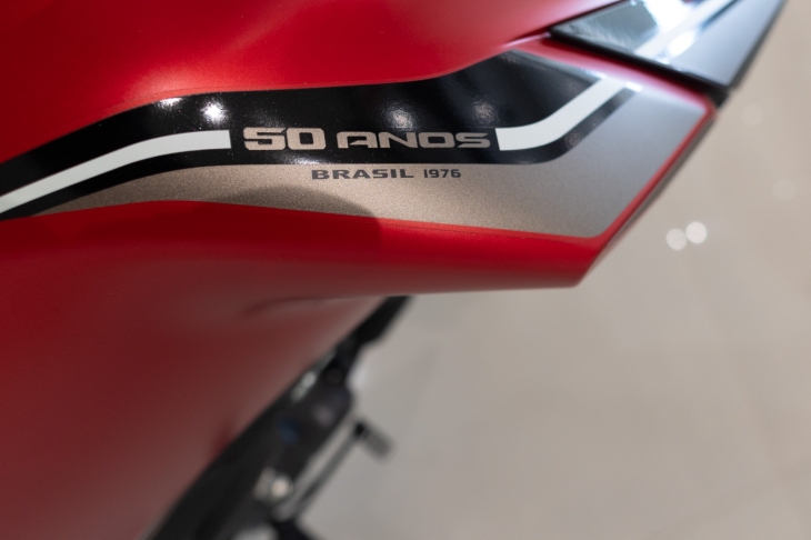 Honda CG Titan Edição 50 Anos