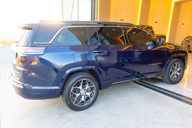 Jeep Commander Overland