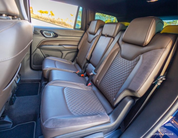 Jeep Commander Overland