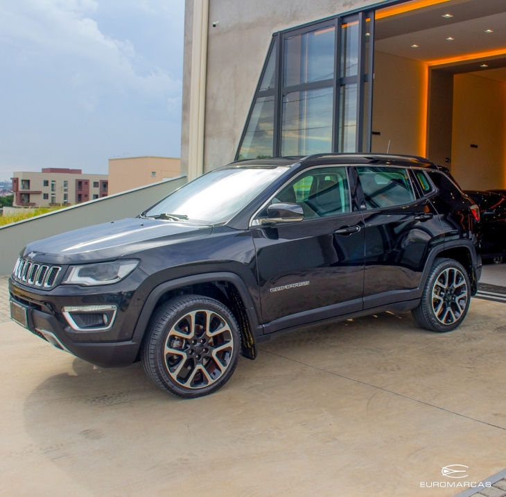 Jeep Compass Limited 4X4