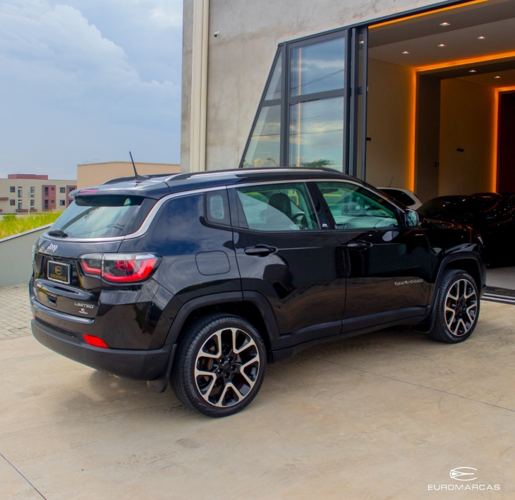 Jeep Compass Limited 4X4
