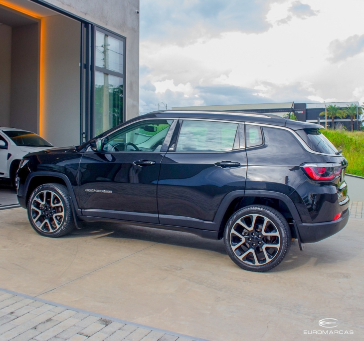 Jeep Compass Limited 4X4
