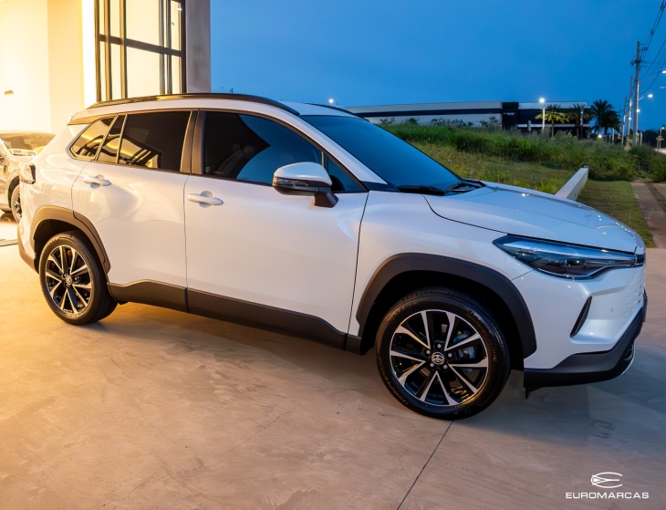 Toyota Corolla Cross XRE