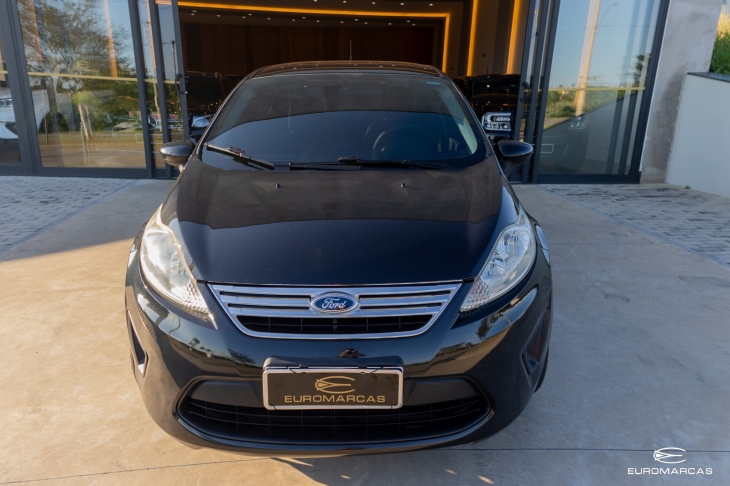 Ford Fiesta SE