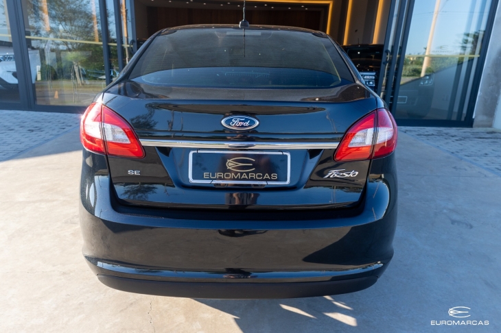 Ford Fiesta SE
