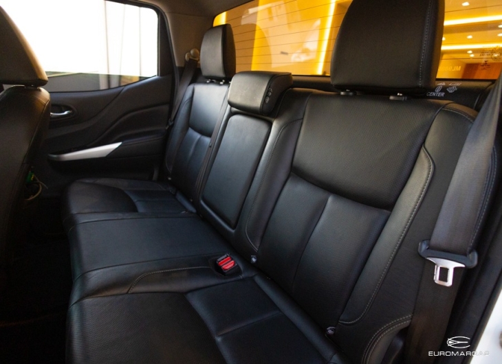 Nissan Frontier CD XE 4X4