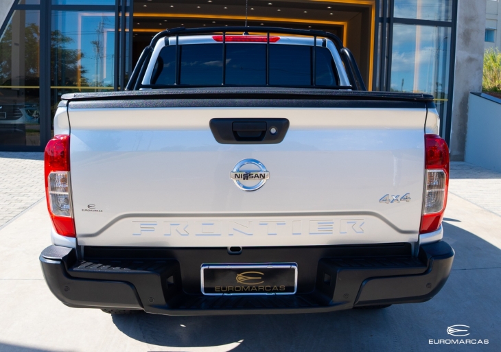 Nissan Frontier S CD 4X4