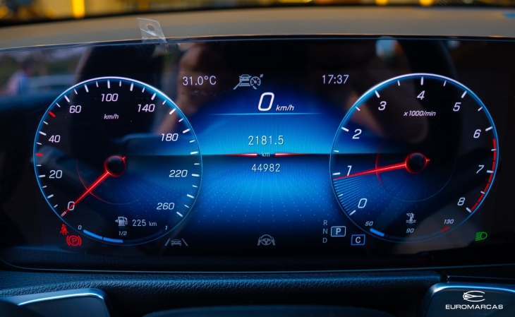 Mercedes Benz GLB 200 Progressive