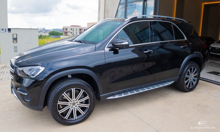 Mercedes Benz GLE-450 AMG