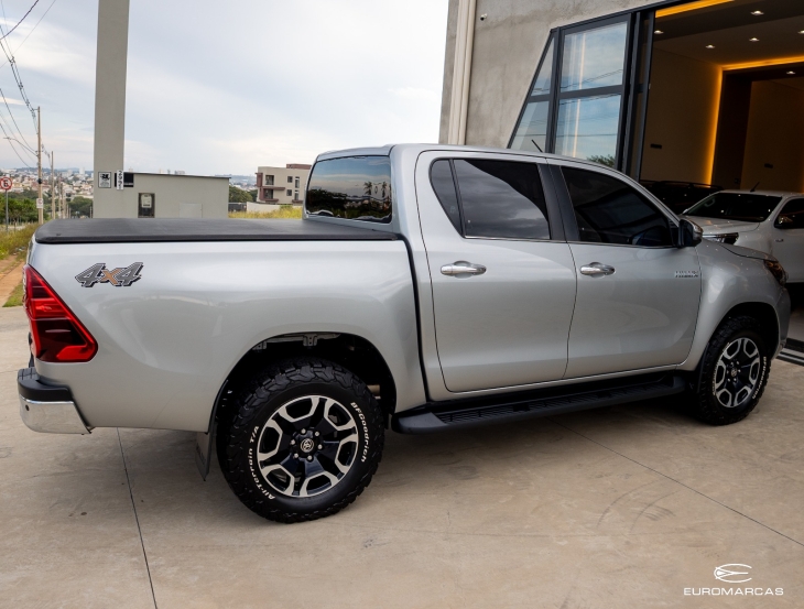 Toyota Hilux CD SRX 4x4
