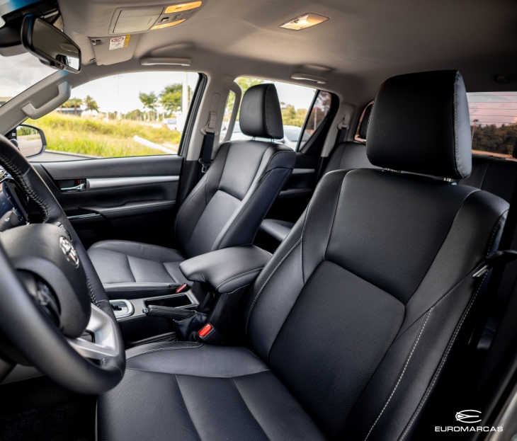 Toyota Hilux CD SRX 4x4