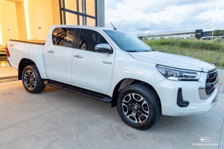 Toyota Hilux SRX CD 4X4