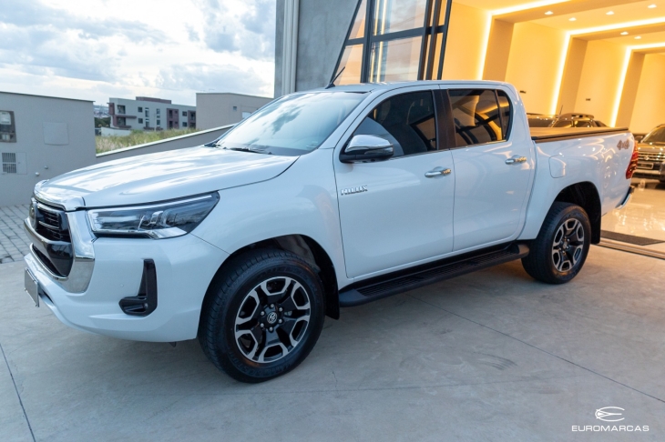 Toyota Hilux SRX CD 4X4