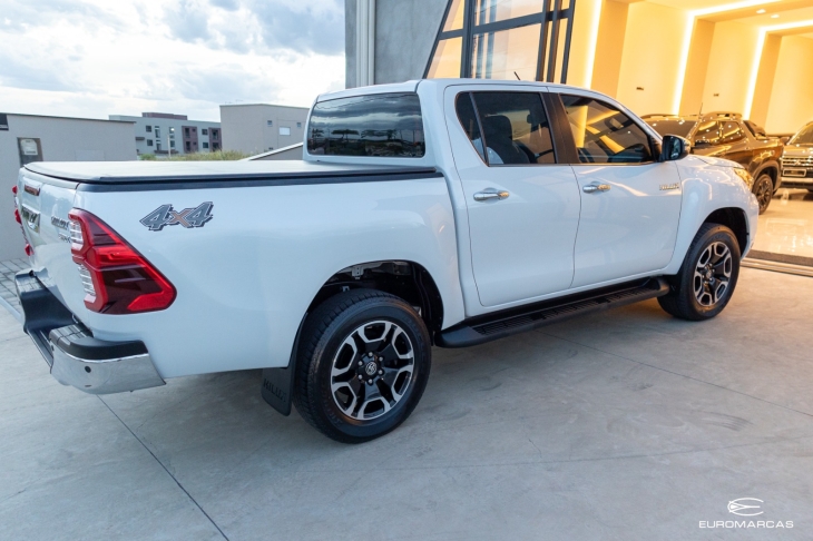 Toyota Hilux SRX CD 4X4