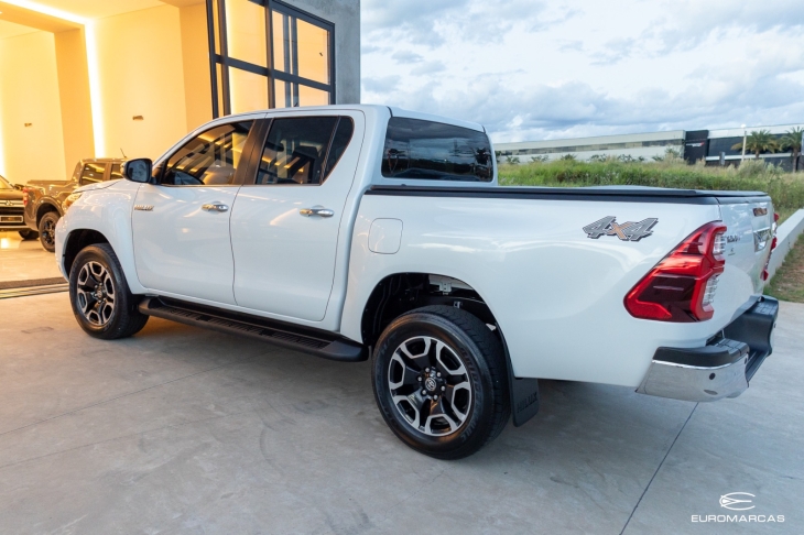 Toyota Hilux SRX CD 4X4