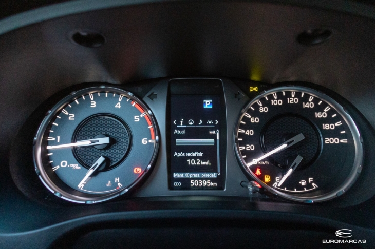 Toyota Hilux SRX CD 4X4