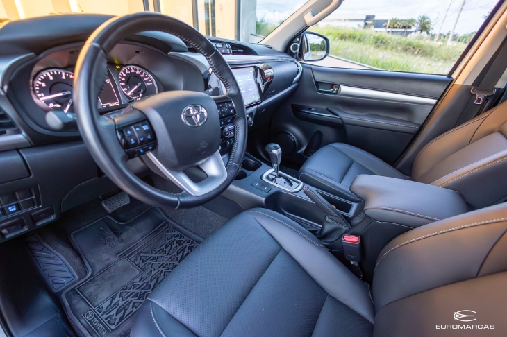 Toyota Hilux SRX CD 4X4