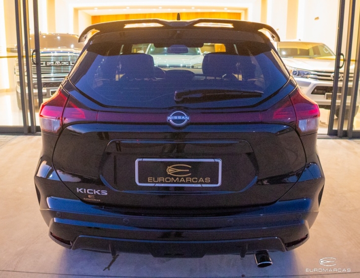 Nissan Kicks Exclusive