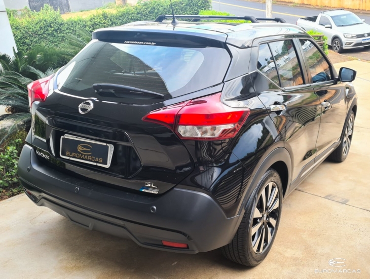 Nissan Kicks SL