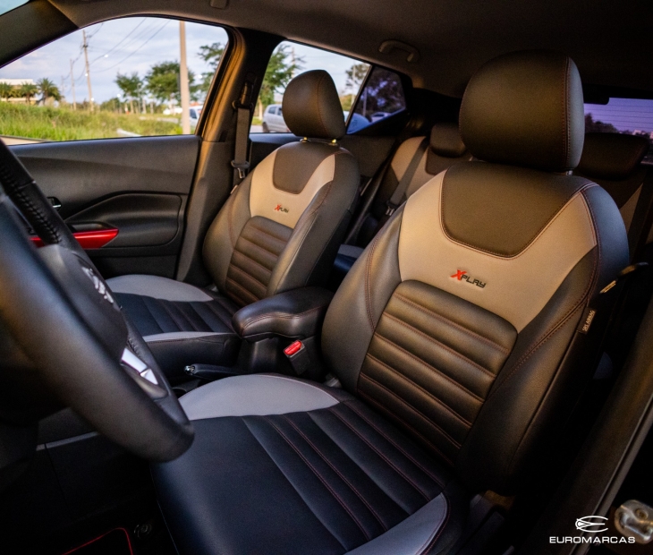 Nissan Kicks XPlay