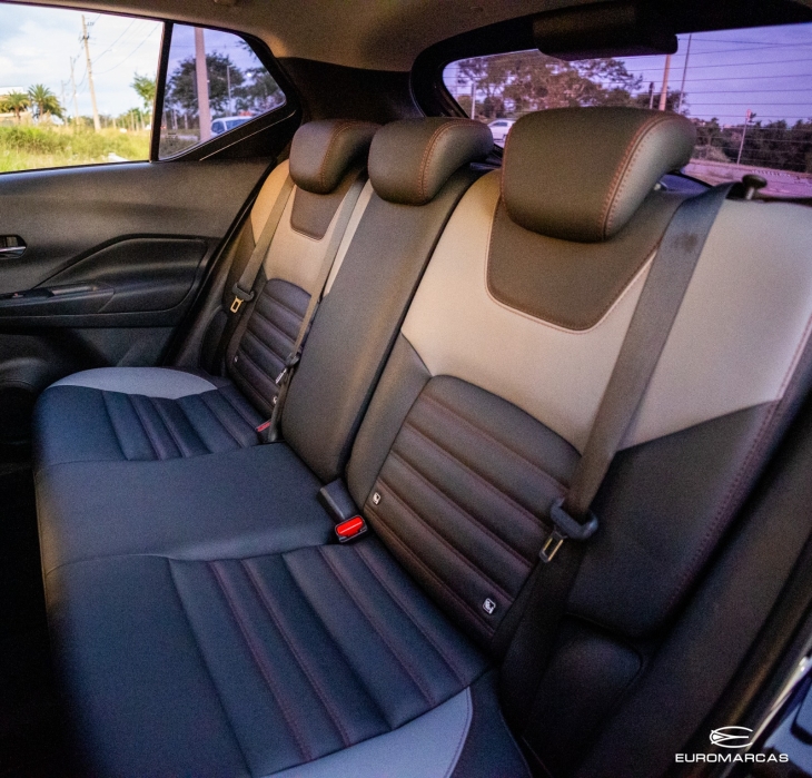 Nissan Kicks XPlay