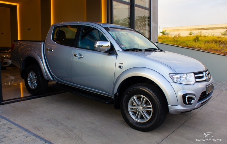 Mitsubishi L200 Triton HPE 4X4