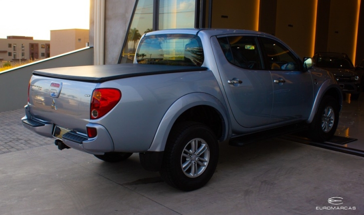 Mitsubishi L200 Triton HPE 4X4