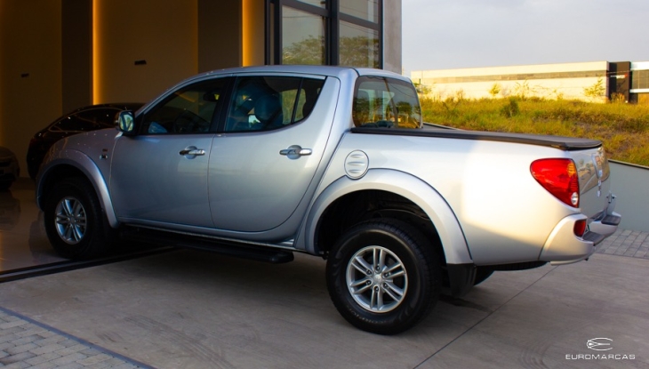 Mitsubishi L200 Triton HPE 4X4