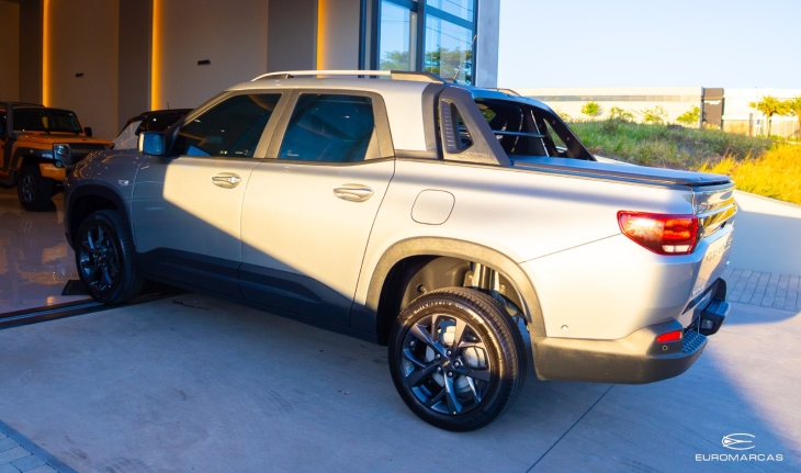Chevrolet Montana Premier