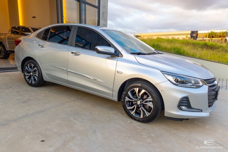 Chevrolet Onix Plus Premier II