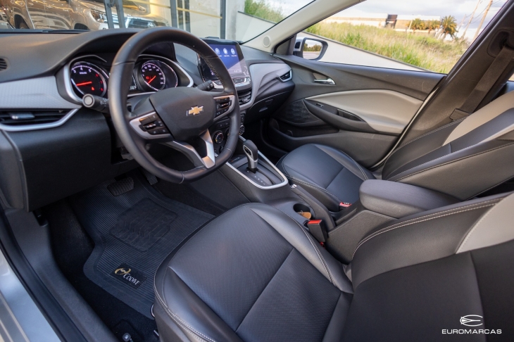 Chevrolet Onix Plus Premier II