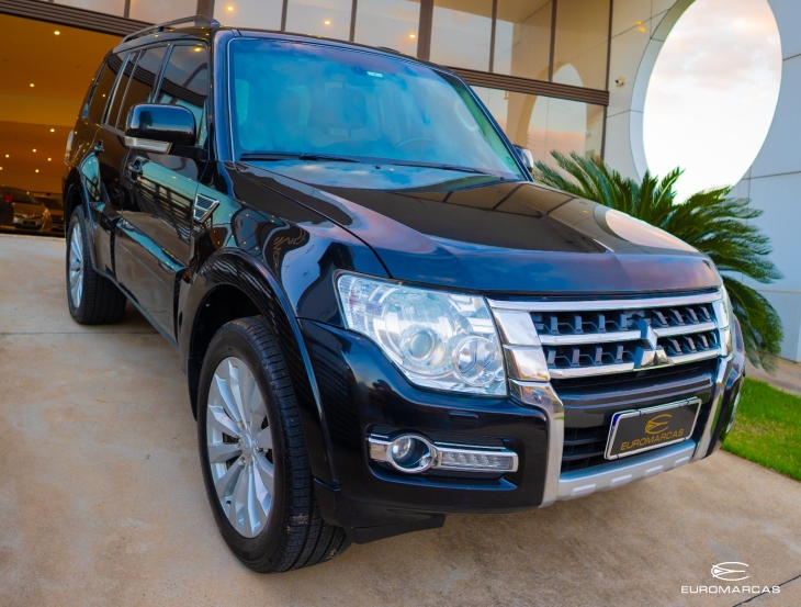 Mitsubishi Pajero HPE Full 4X4