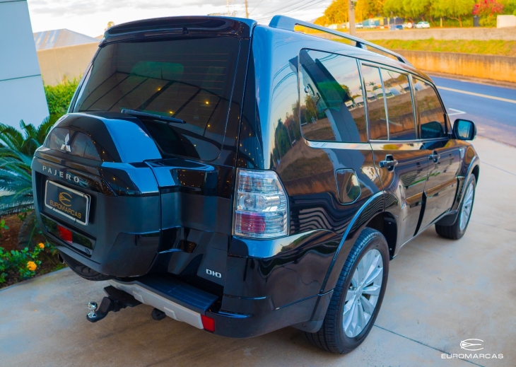 Mitsubishi Pajero HPE Full 4X4