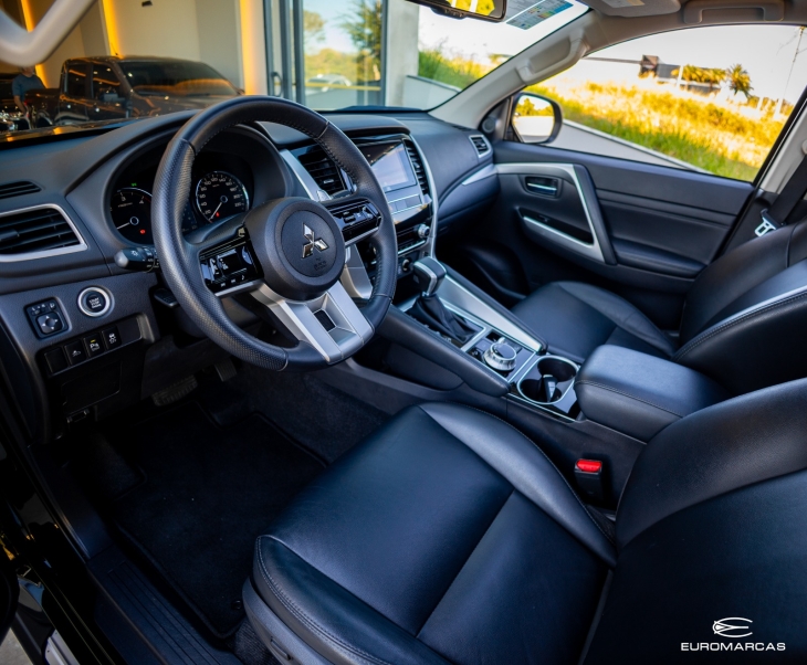 Mitsubishi Pajero Sport HPE S 4X4