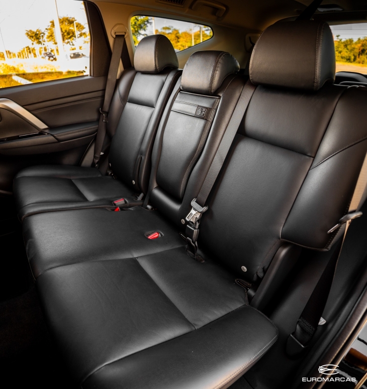 Mitsubishi Pajero Sport HPE S 4X4