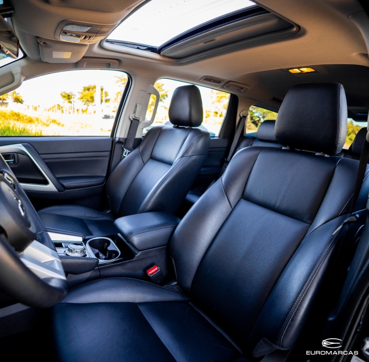Mitsubishi Pajero Sport HPE S 4X4