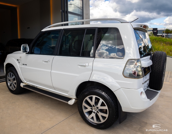 Mitsubishi Pajero TR4 4X4