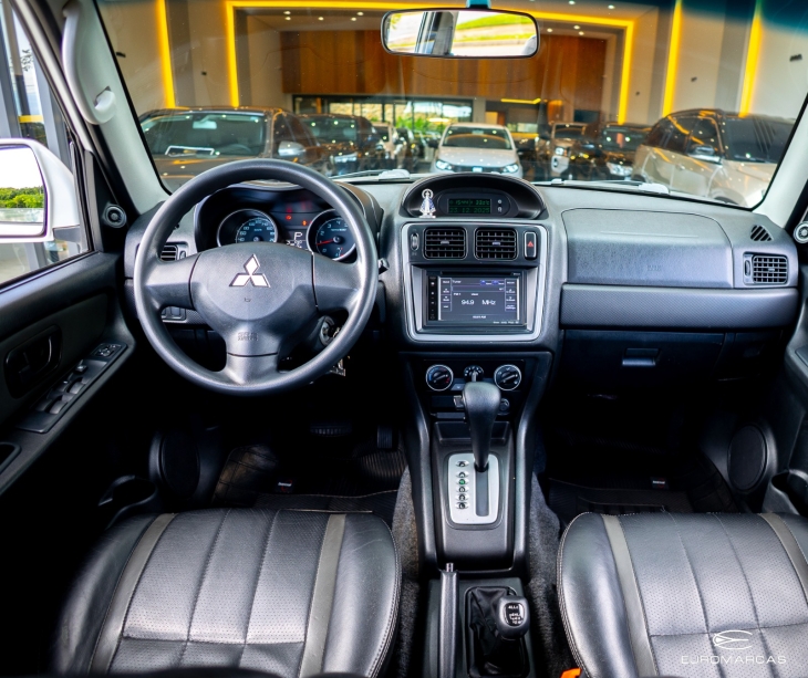 Mitsubishi Pajero TR4 4X4