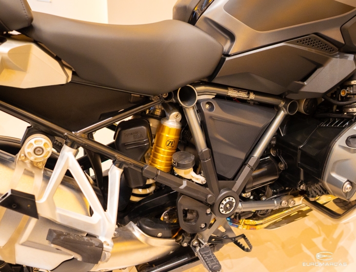 BMW R 1250 GS Triple Black