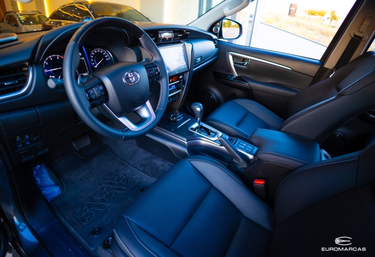 Toyota SW4 SRX Platinum 7L 4x4