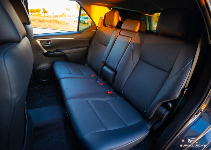 Toyota SW4 SRX Platinum 7L 4x4