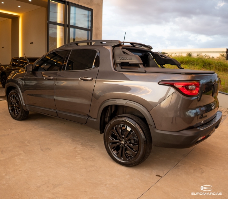 Fiat Toro Volcano T270