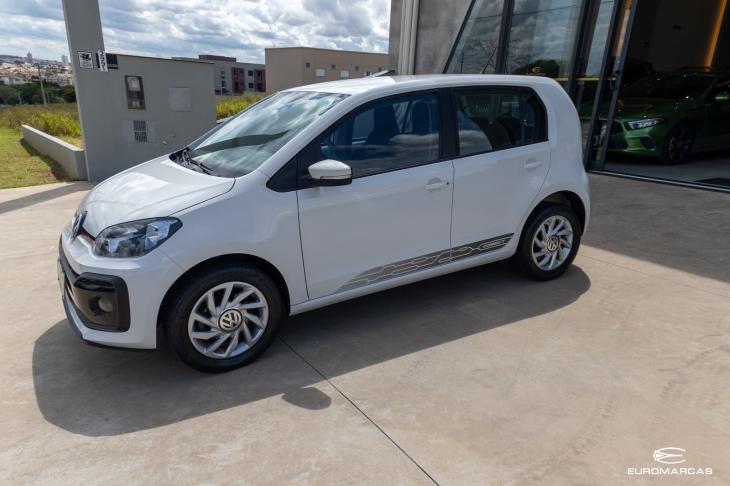 VW UP Connect