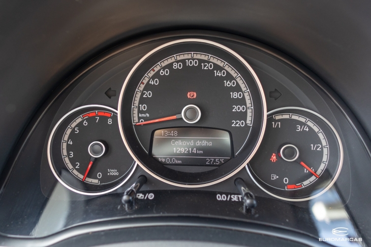 VW UP Connect