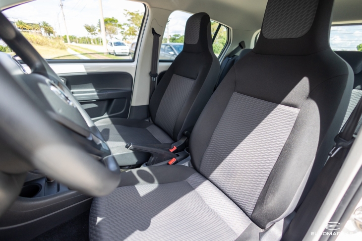 VW UP Connect